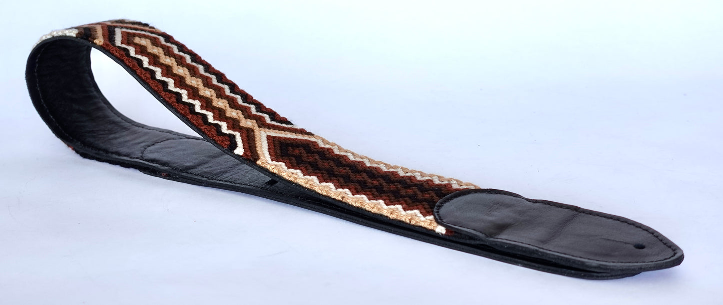 Baiqüiwiquió Handmade Leather Guitar Strap